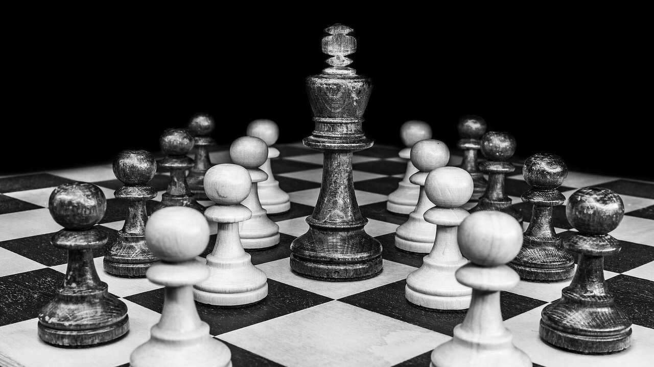 Play chess online games